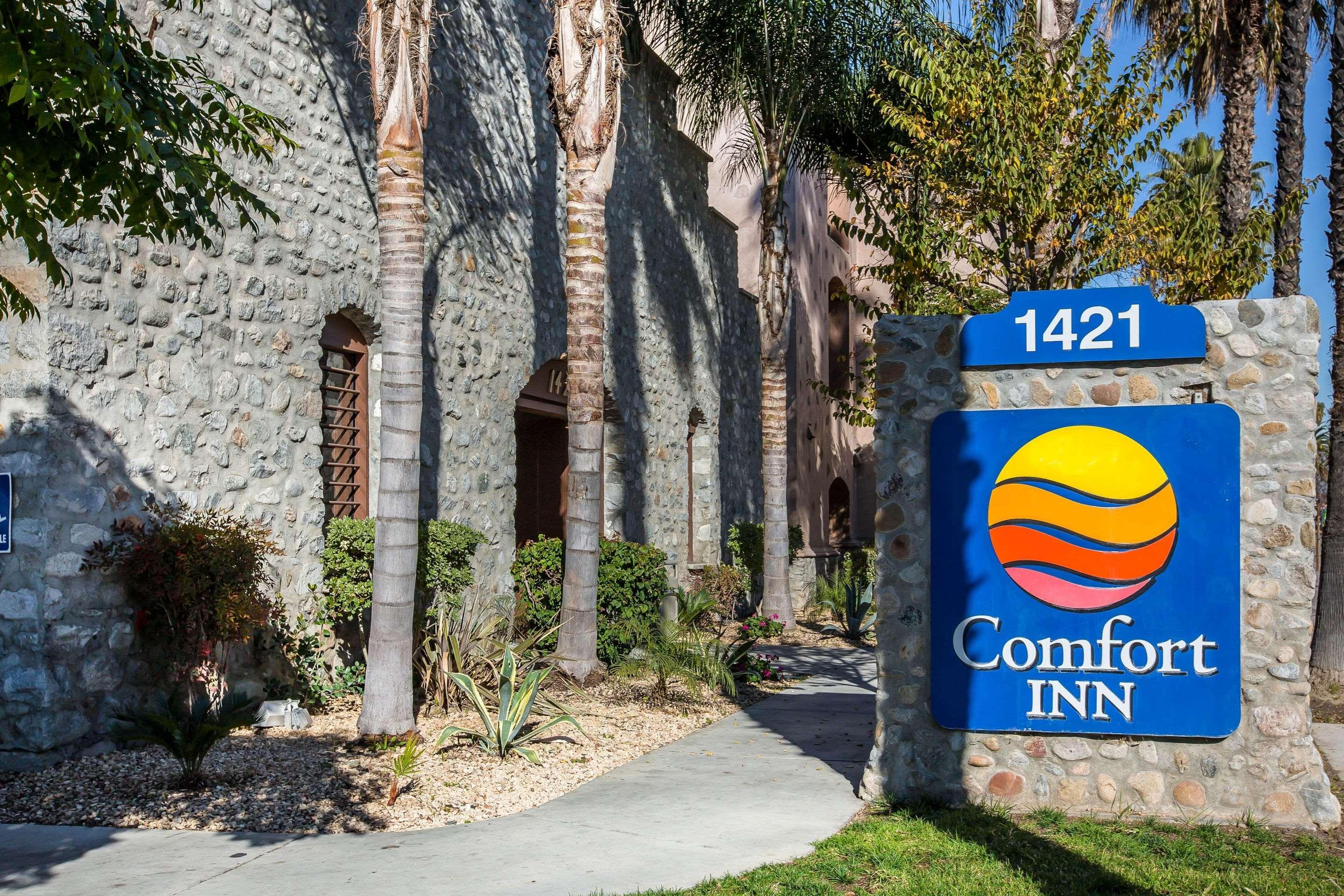 Comfort Inn Pomona Near Fairplex Экстерьер фото