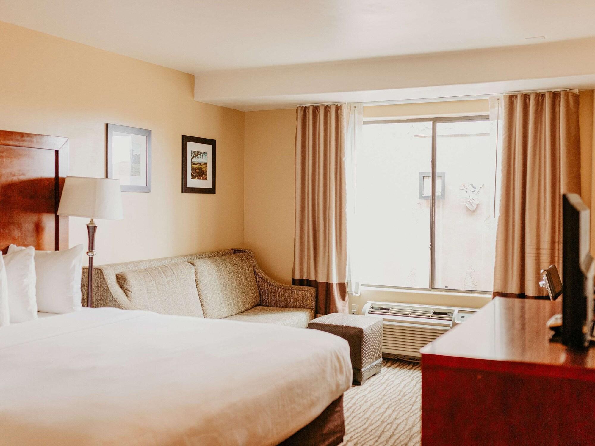 Comfort Inn Pomona Near Fairplex Экстерьер фото
