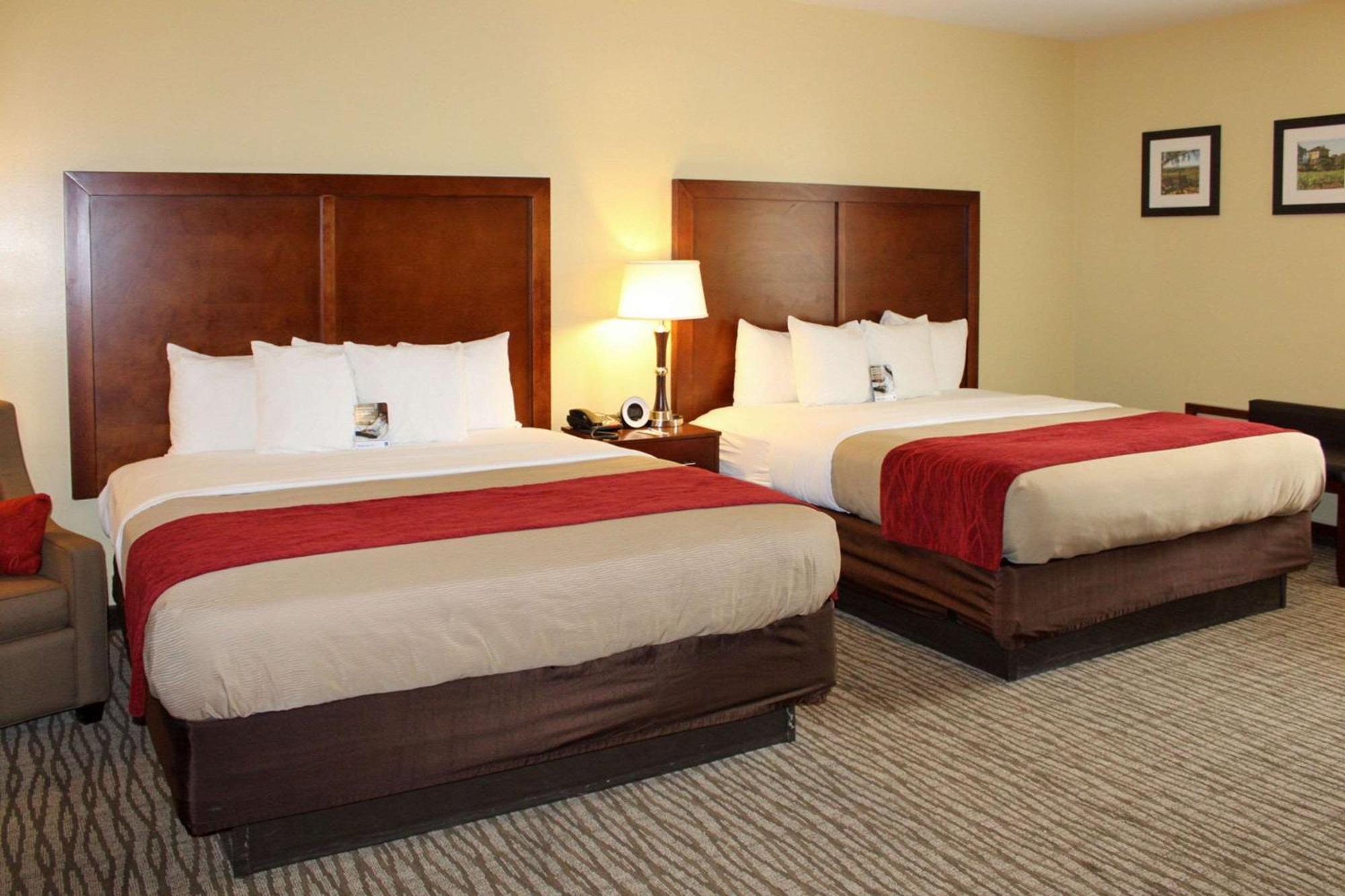 Comfort Inn Pomona Near Fairplex Экстерьер фото