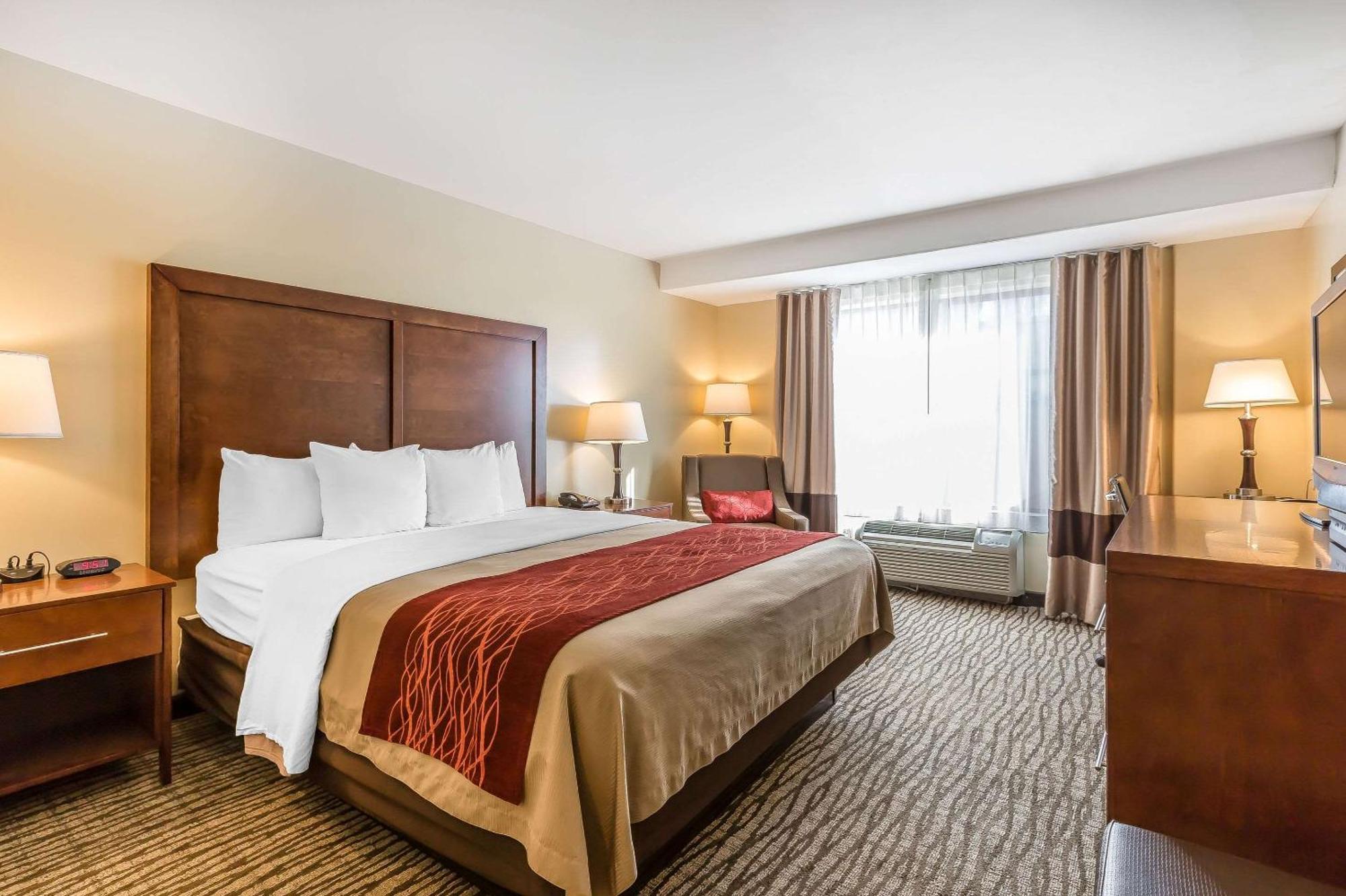 Comfort Inn Pomona Near Fairplex Экстерьер фото