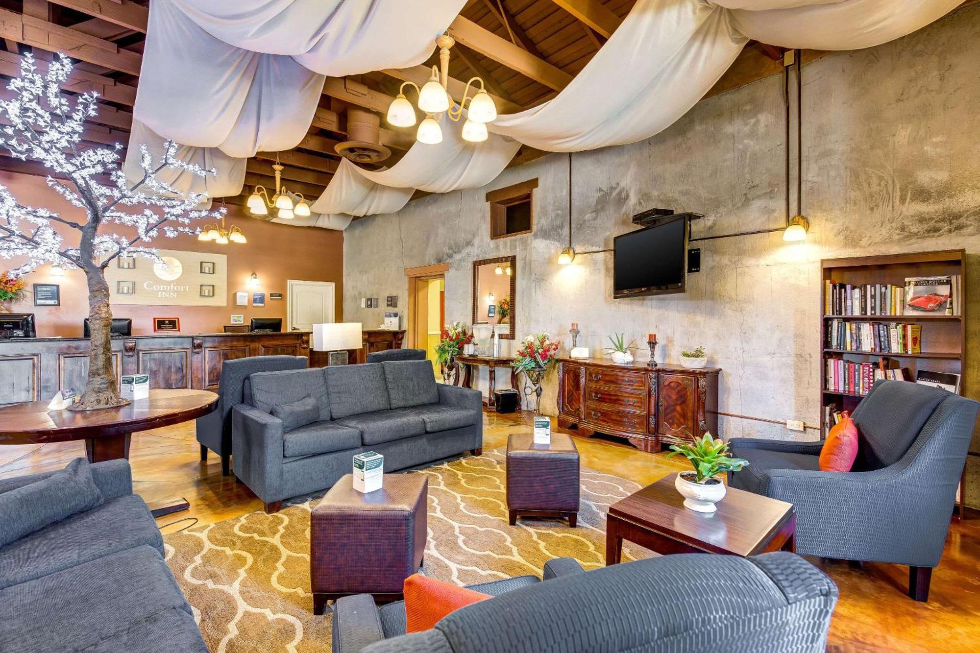 Comfort Inn Pomona Near Fairplex Экстерьер фото